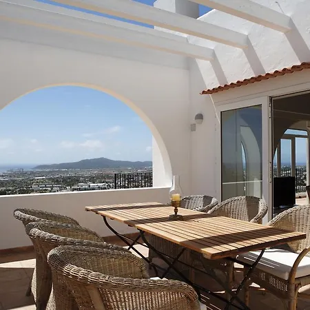 Vakantiehuis Carlos Ibiza *